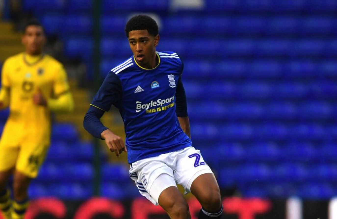 懂球帝2025年11月MVP候选出炉：姆巴佩、哈兰德领衔，莱万在列（懂球帝公布2025年11月MVP候选名单：姆巴佩、哈兰德领衔，莱万入围）