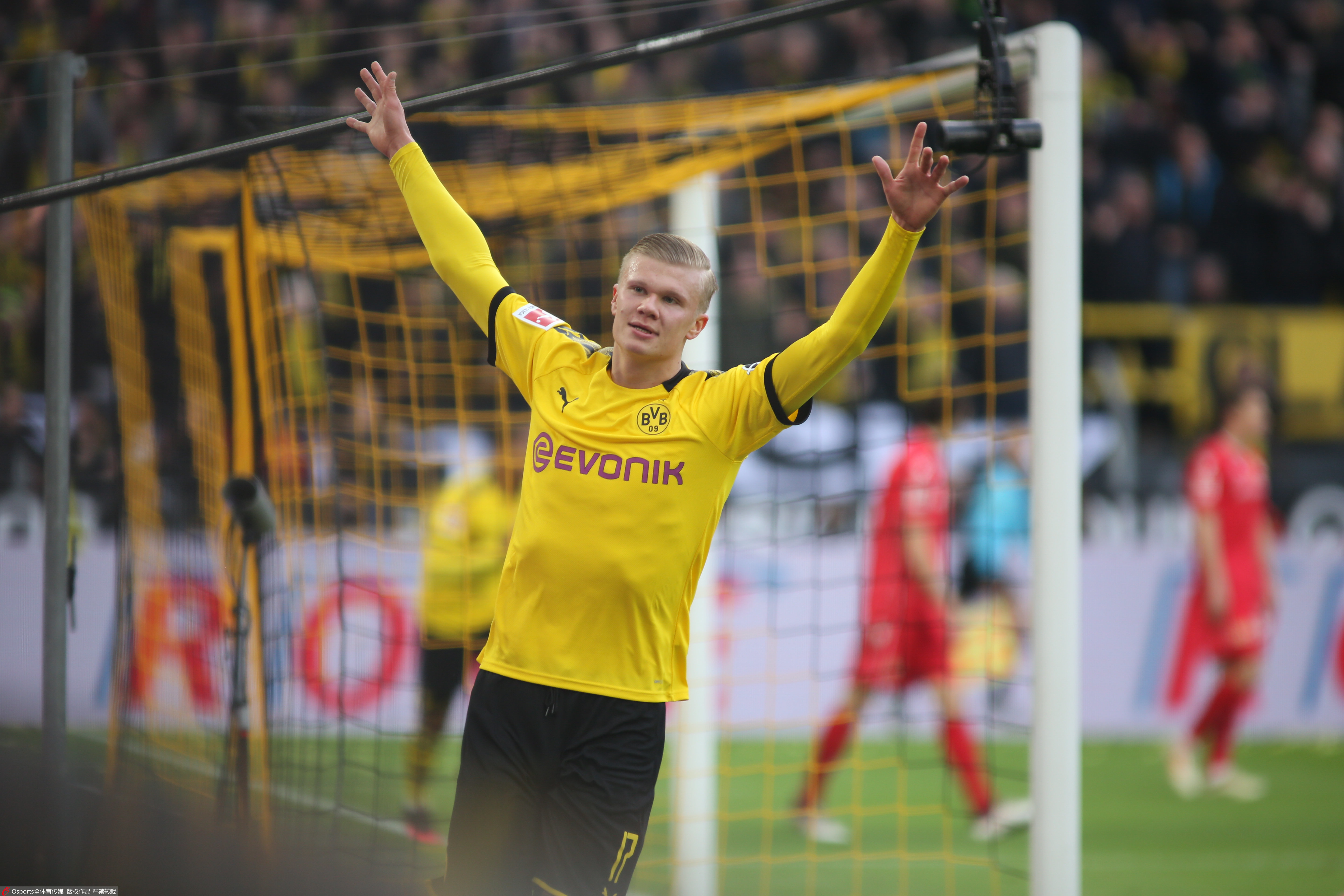 杜埃：我会看世界杯抽签仪式，希望我能参加美加墨世界杯（杜埃：会看世界杯抽签仪式，盼能亮相美加墨世界杯）