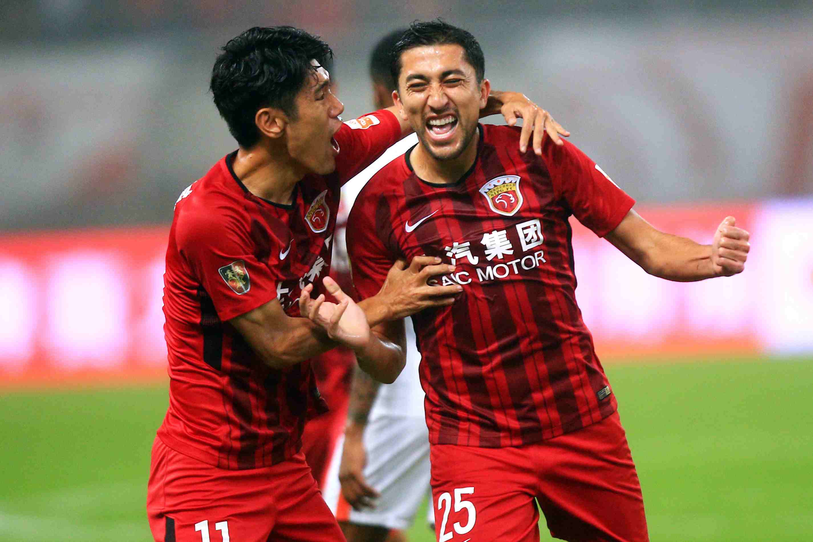 世预赛拒绝和第四官员握手，德拉富恩特：我想公开道歉（德拉富恩特就世预赛拒与第四官员握手一事公开道歉）