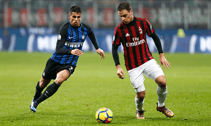 邮报：梅努希望冬窗离开曼联，有12家俱乐部对他感兴趣（邮报：梅努意欲今冬离开曼联，12家球队有意引进）