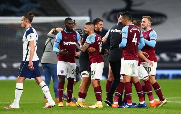 字母：没能连续两年去拉维加斯很难受，不知上次7连败是啥时候（字母：连续两年无缘拉斯维加斯很难受，不记得上次遭遇七连败是何时）