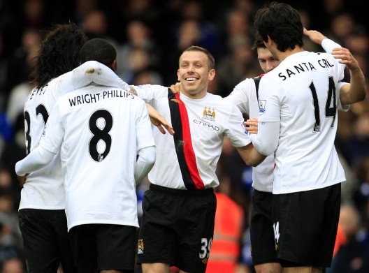 CBA：上海男篮主场大胜同曦（CBA联赛：上海男篮主场轻取同曦）